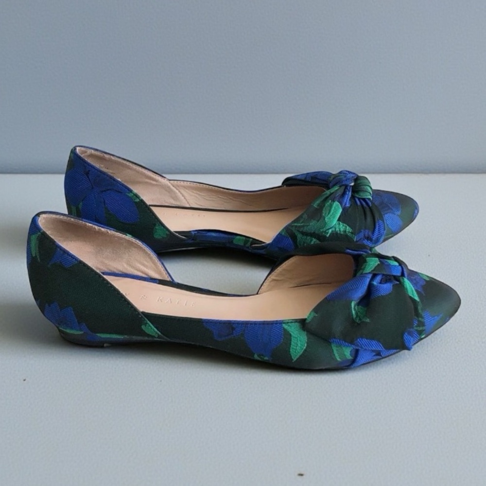 Kelly and Katie Floral Flats with bow detail - Picture 6 of 16